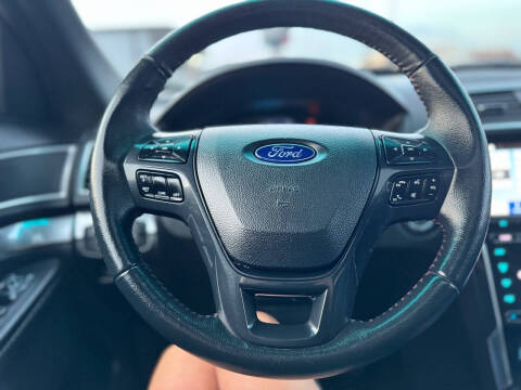 2017 Ford Explorer Sport