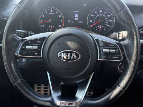 2021 Kia Forte GT Line