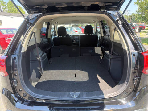 2016 Mitsubishi Outlander SE