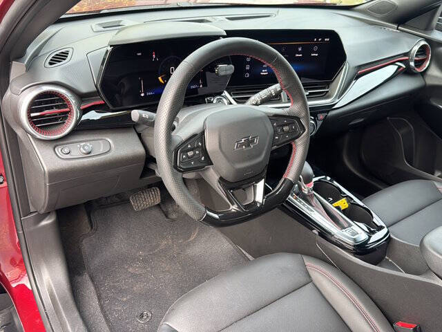 2025 Chevrolet Trax RS