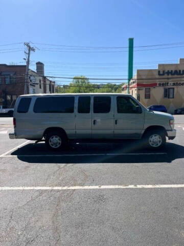 2008 Ford E-Series E-350 SD XLT