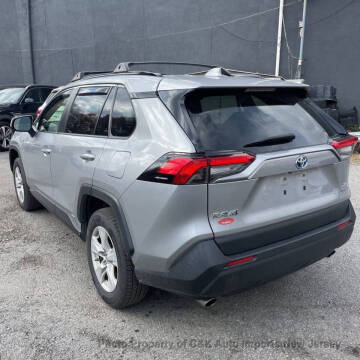 2019 Toyota RAV4 Hybrid XLE