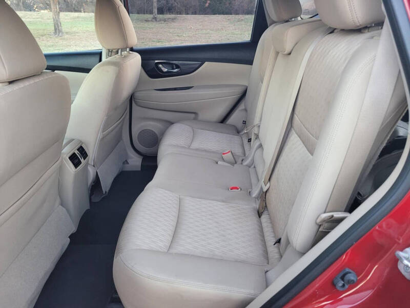 2017 Nissan Rogue SV