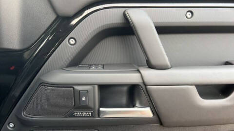 2026 Land Rover Defender 110 P500 X-Dynamic SE