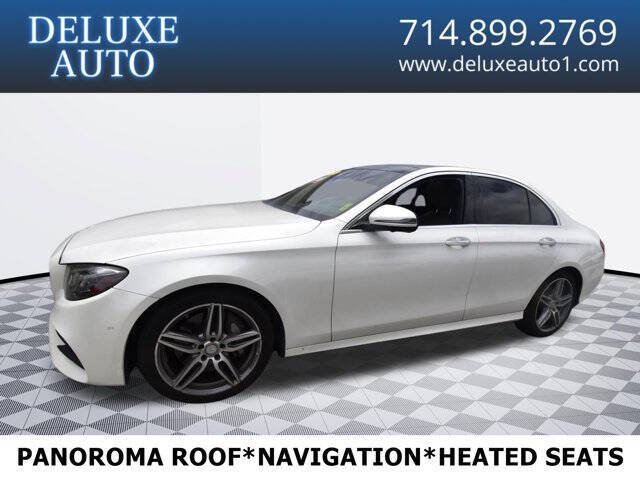 Off white 2017 Mercedes-Benz E-Class E 300 E 300 4dr Sedan 1