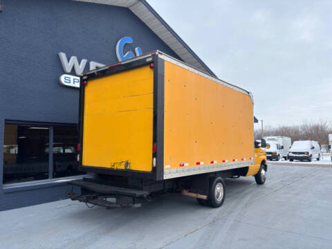 2008 Ford E-450 Box Van