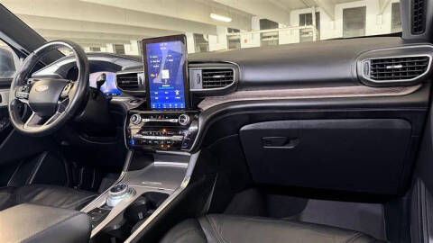 2021 Ford Explorer Platinum