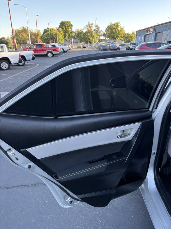 2017 Toyota Corolla LE