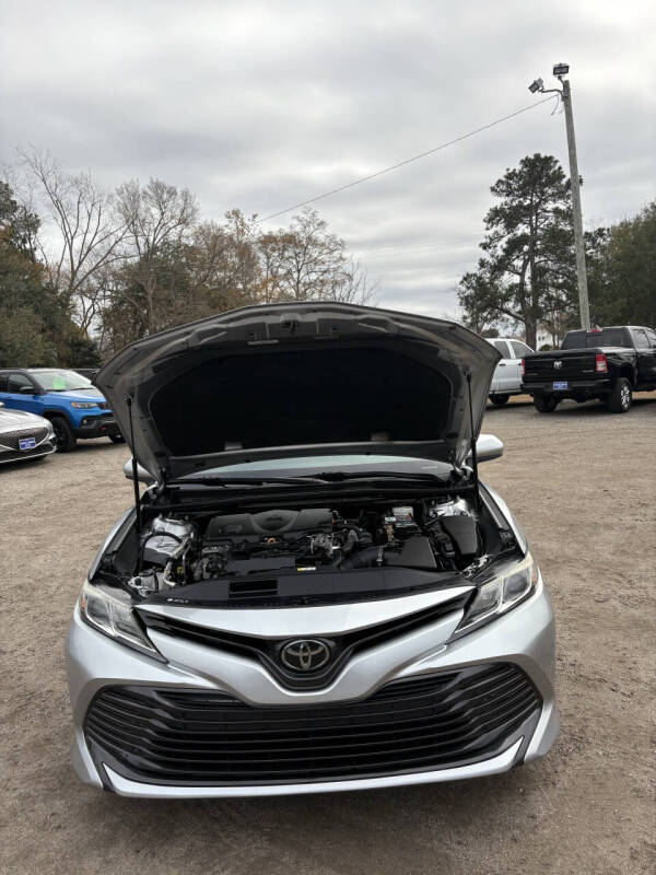 2020 Toyota Camry LE