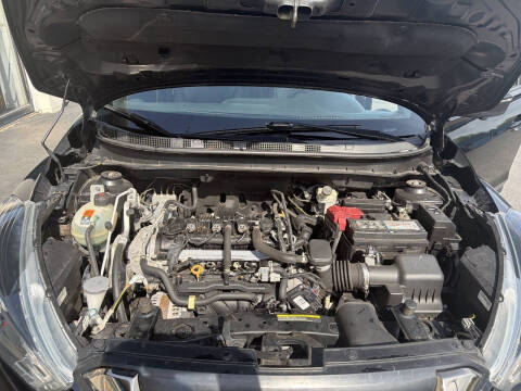 2019 Nissan Kicks SR