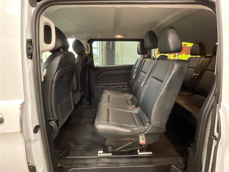 2016 Mercedes-Benz Metris Passenger