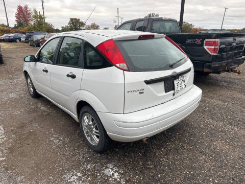 2005 Ford Focus ZX5 SE