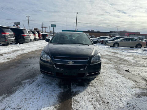 2012 Chevrolet Malibu for sale at United Motors in Saint Cloud MN