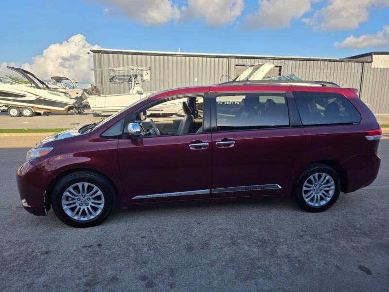 2013 Toyota Sienna