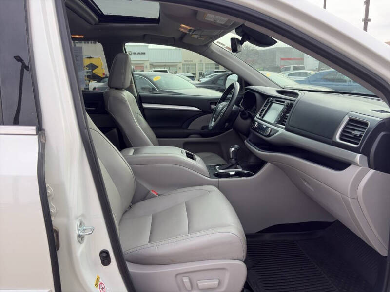 2017 Toyota Highlander XLE