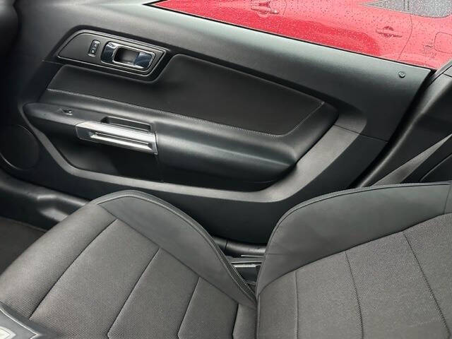 2015 Ford Mustang V6