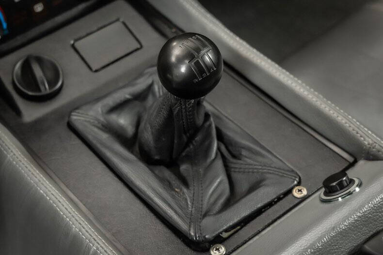 1981 DeLorean DMC-12