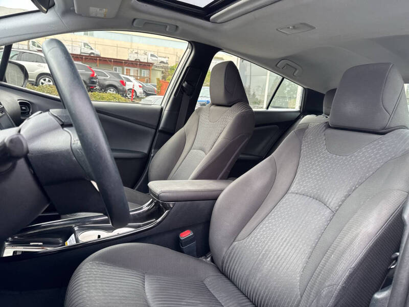 2016 Toyota Prius Two Eco