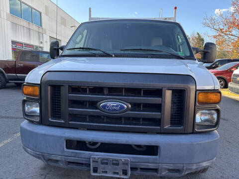 2011 Ford E-Series E-350 SD