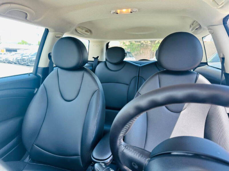 2013 MINI Hardtop Cooper