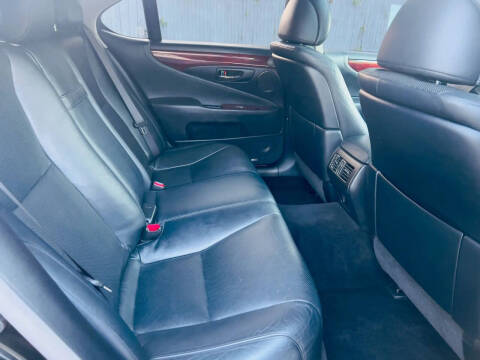 2012 Lexus LS 460