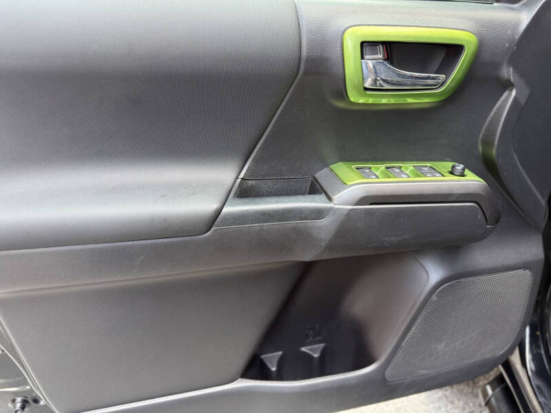 2022 Toyota Tacoma TRD Off-Road