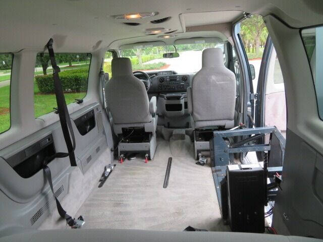 2014 Ford E-Series E-150 XLT