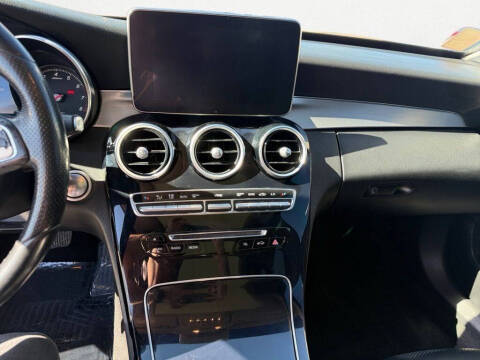 2016 Mercedes-Benz C-Class
