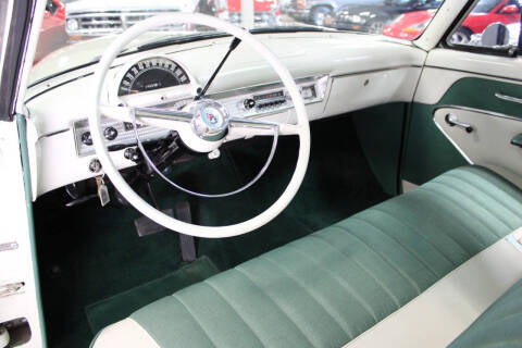1954 Ford Crestline