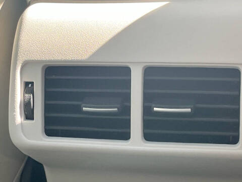 2022 Land Rover Range Rover Velar P250 R-Dynamic S