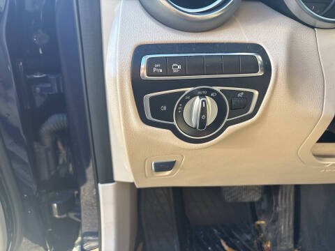 2017 Mercedes-Benz GLC GLC 300 4MATIC