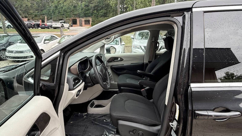2017 Chrysler Pacifica Touring
