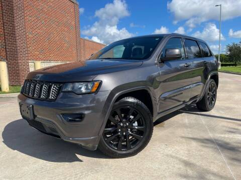 2018 Jeep Grand Cherokee for sale at AUTO DIRECT in Houston TX
