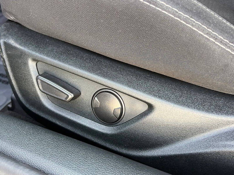 2022 Ford Mustang EcoBoost