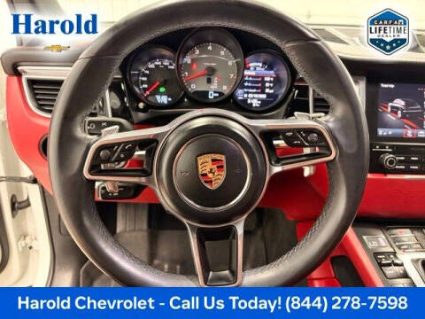 2017 Porsche Macan S