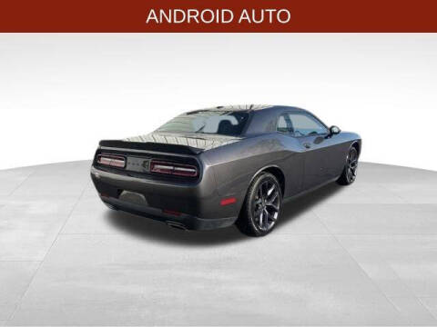 2022 Dodge Challenger SXT