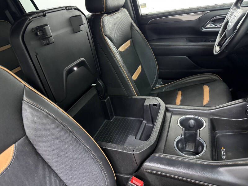 2023 GMC Yukon XL AT4