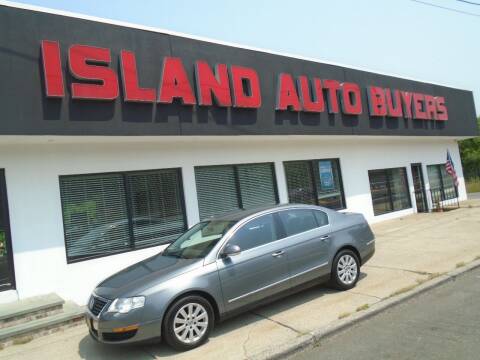 2008 Volkswagen Passat for sale at Island Auto Buyers in West Babylon NY