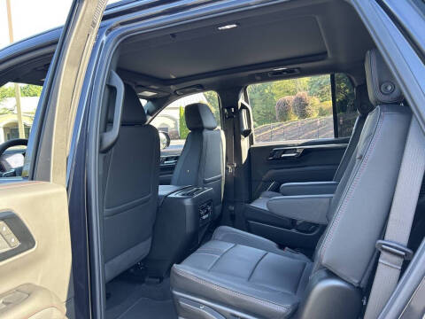 2025 Chevrolet Tahoe RST