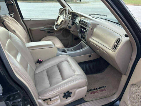 2002 Ford Explorer Sport Trac Value