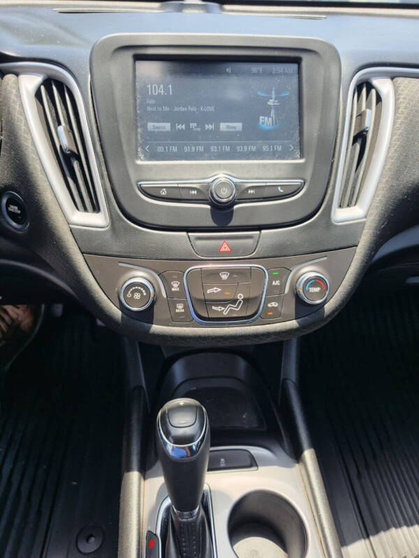 2017 Chevrolet Malibu LS