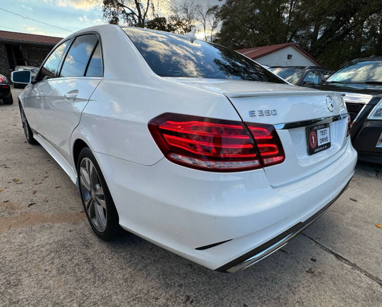 2015 Mercedes-Benz E-Class null photo 10