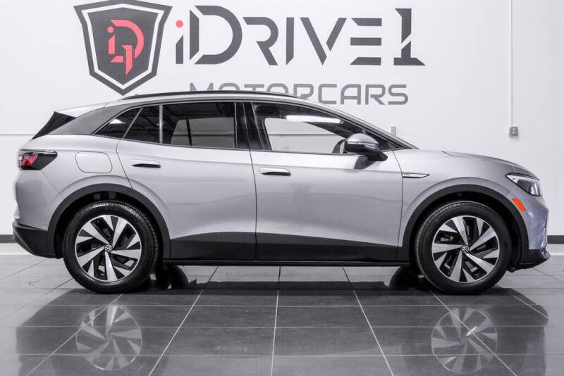 2023 Volkswagen ID.4 Pro