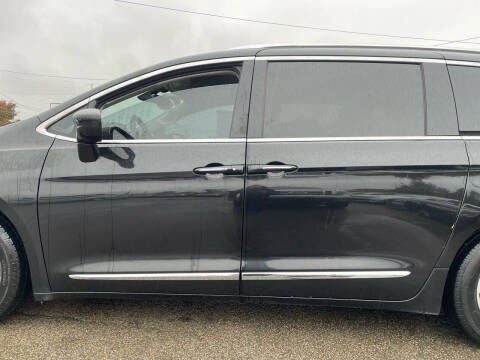 2019 Chrysler Pacifica Touring L