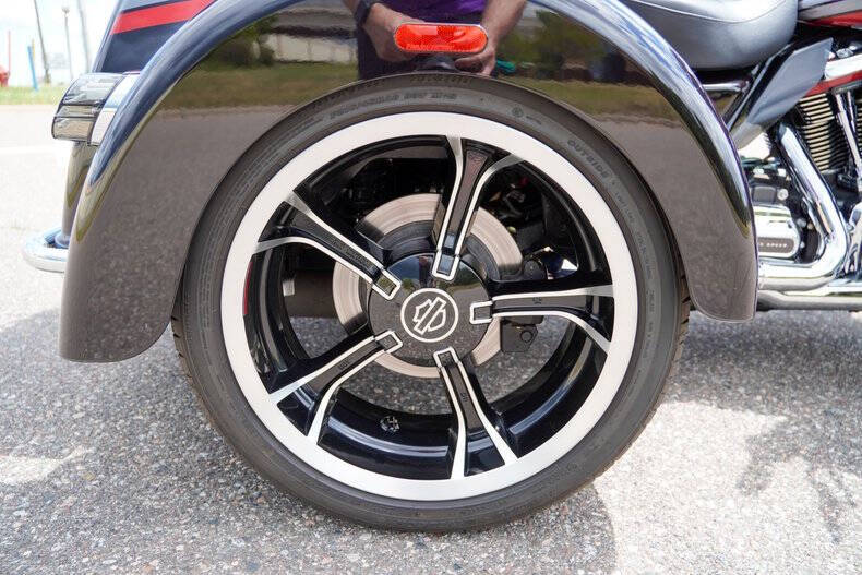 2020 Harley-Davidson CVO Tri Glide