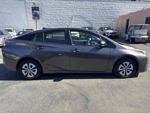 2017 Toyota Prius Two