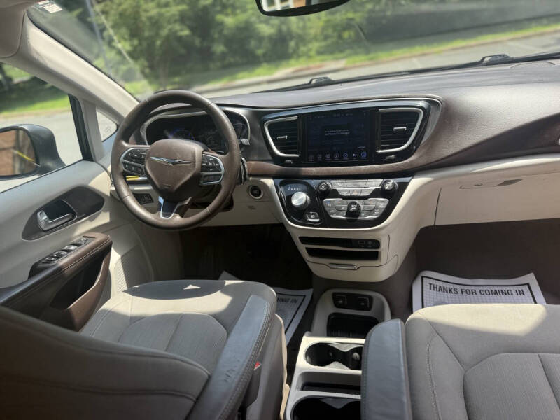 2017 Chrysler Pacifica Touring