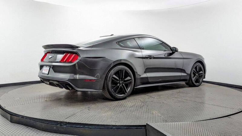2016 Ford Mustang EcoBoost Premium