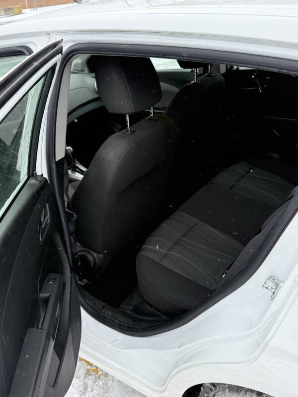 2015 Chevrolet Sonic LT Auto