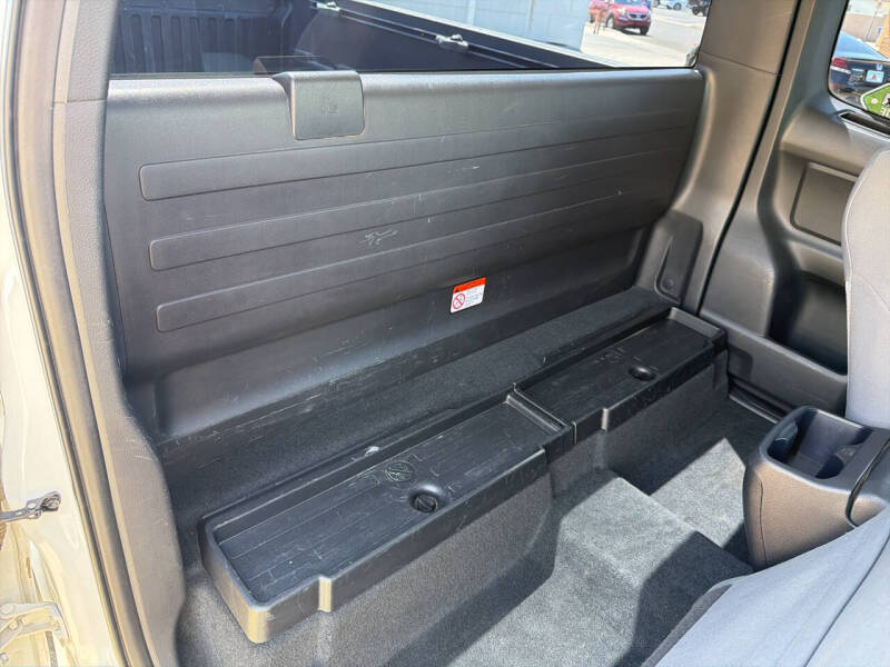 2017 Toyota Tacoma SR